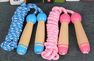 corde à sauter enfant jeux